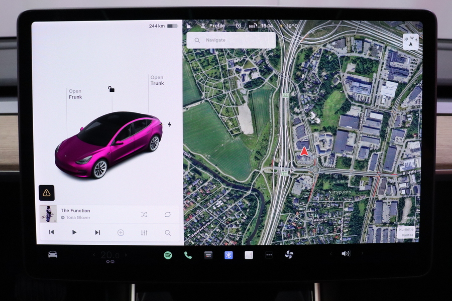 Tesla Model 3 vaihtoauto
