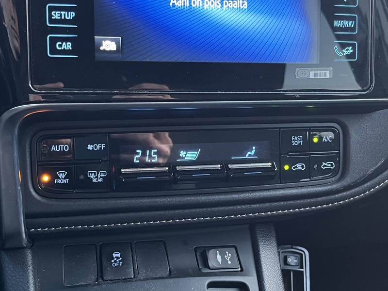 Toyota Auris vaihtoauto