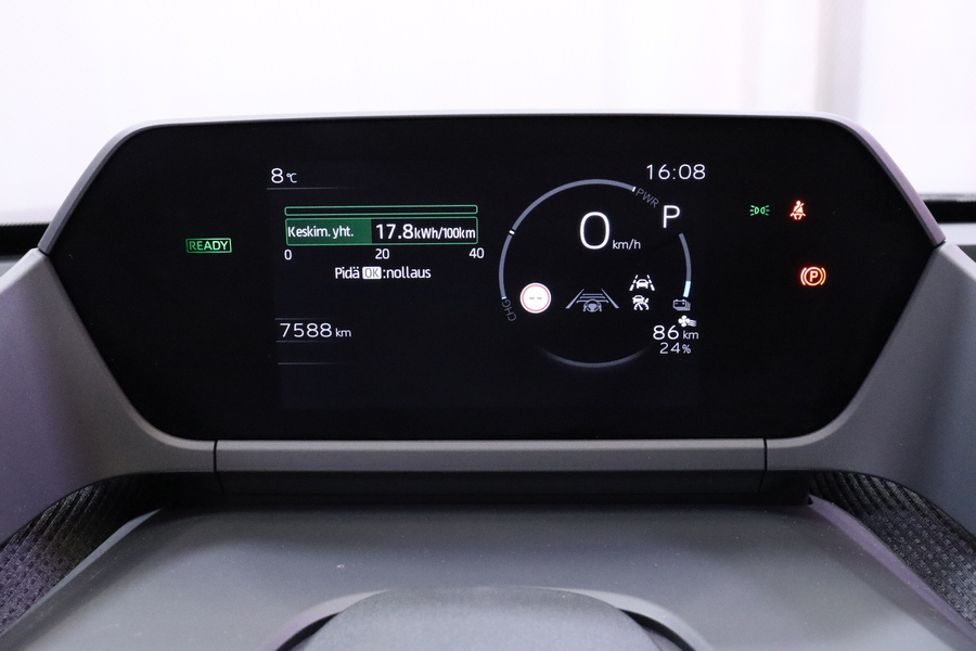 Toyota bZ4X vaihtoauto