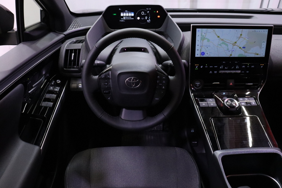 Toyota bZ4X vaihtoauto