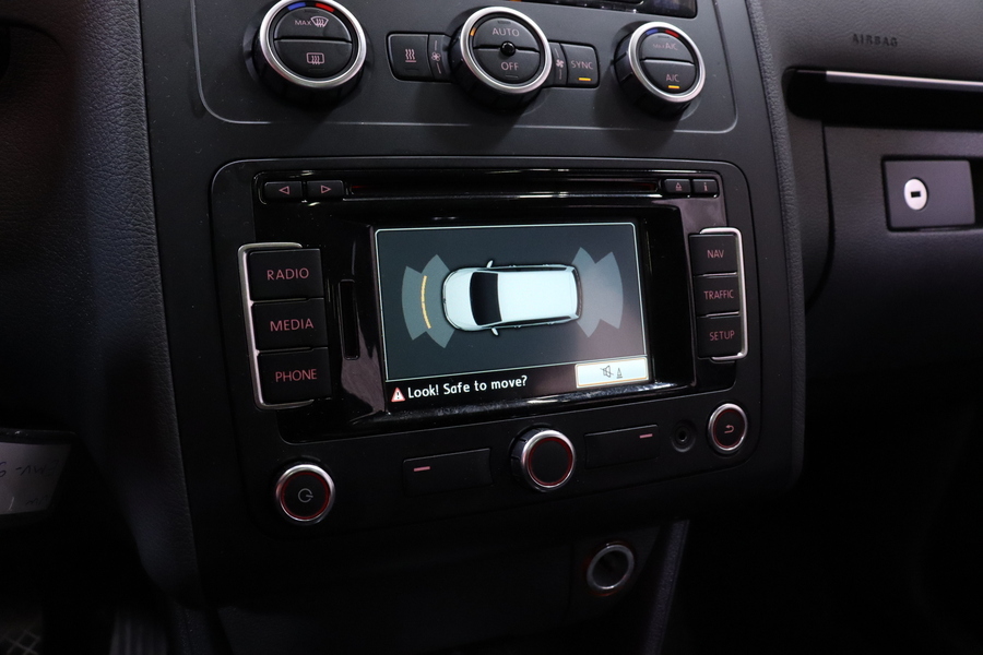 Volkswagen Touran vaihtoauto