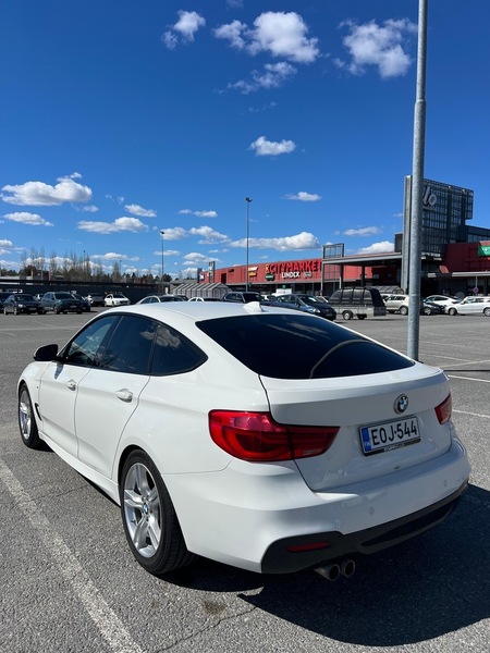 BMW 320 vaihtoauto