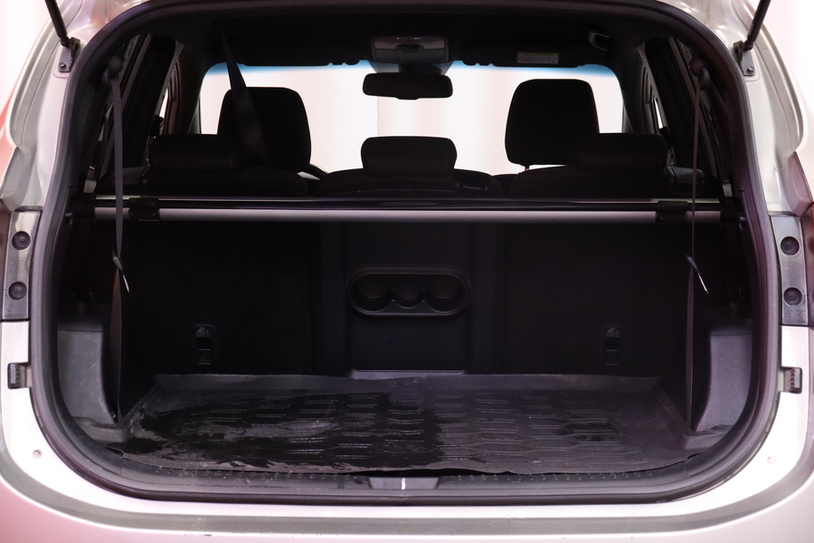 Kia Carens vaihtoauto