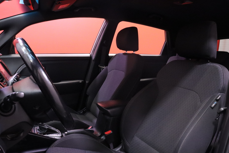 Kia Carens vaihtoauto