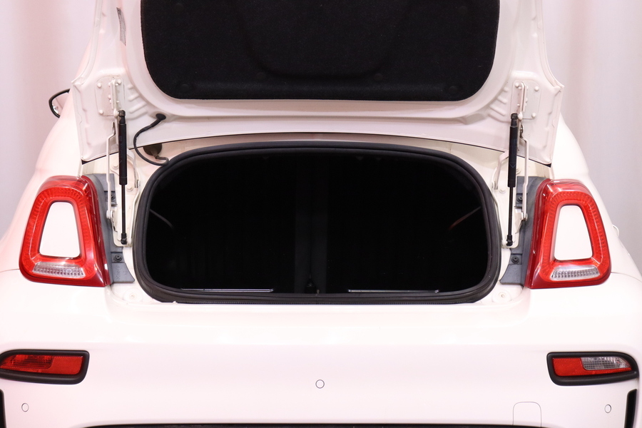 Fiat-Abarth 500 vaihtoauto