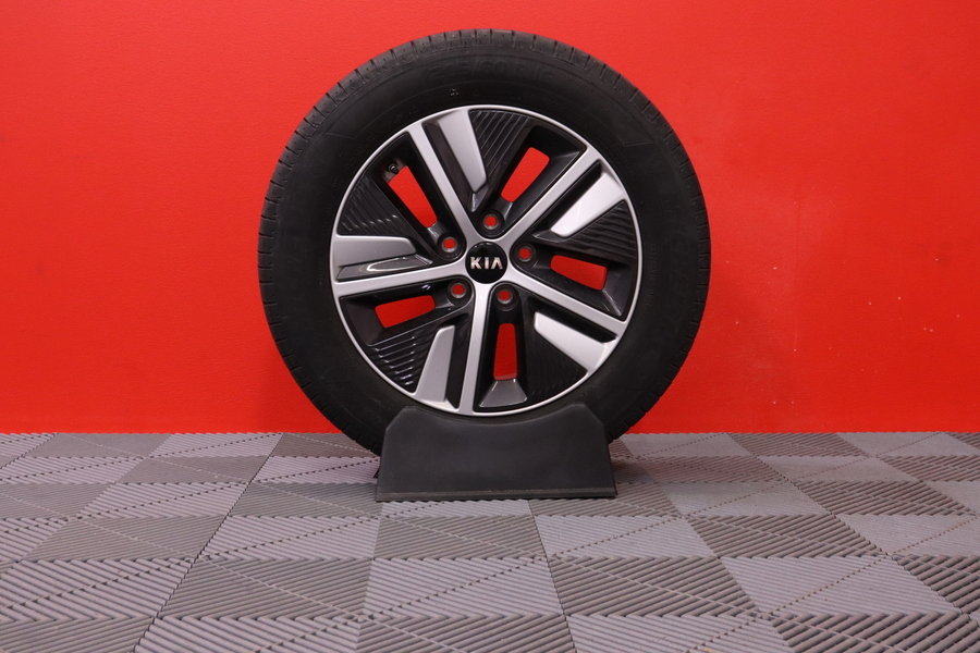 Kia Niro plug-in vaihtoauto