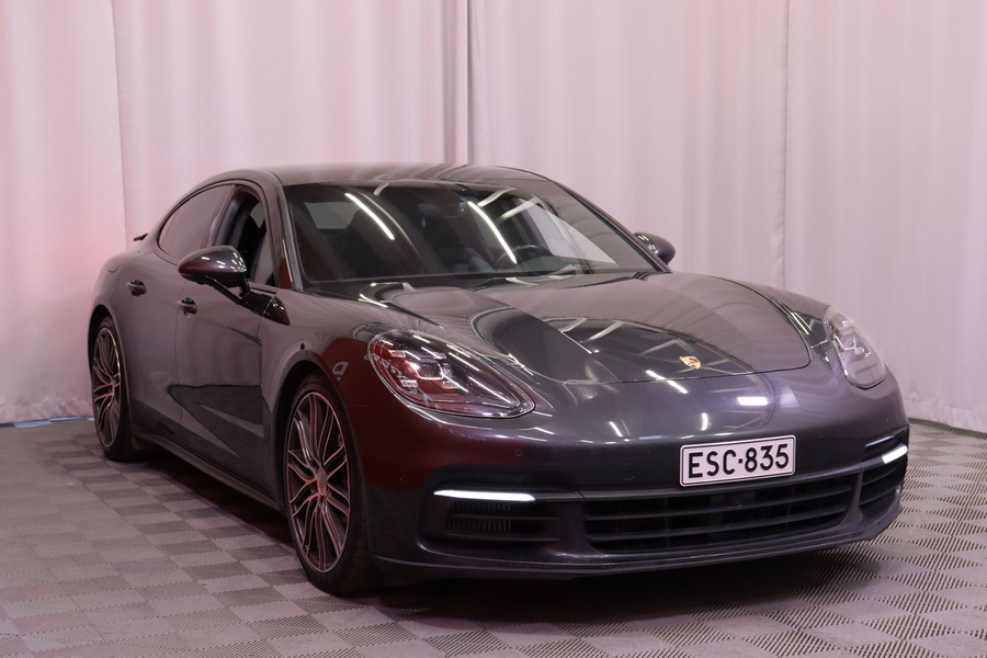 Porsche Panamera vaihtoauto