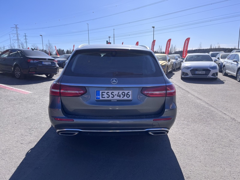 Mercedes-Benz E vaihtoauto