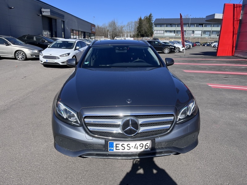 Mercedes-Benz E vaihtoauto