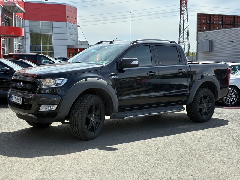 Ford Ranger vaihtoauto