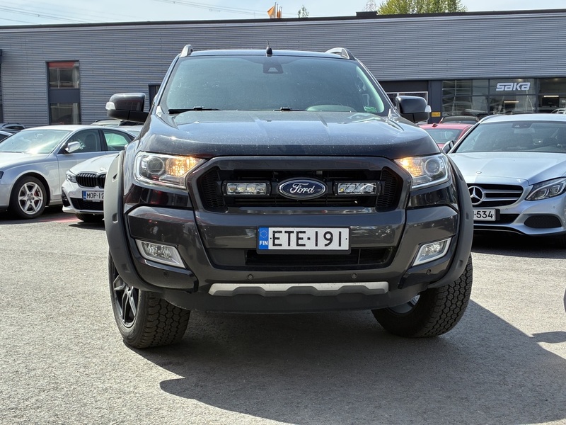 Ford Ranger vaihtoauto