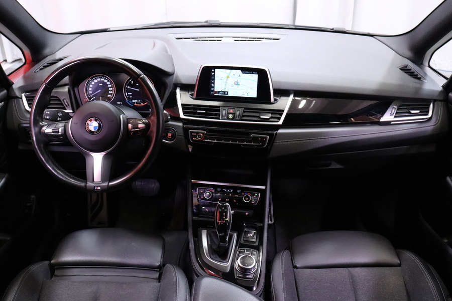 BMW 218 vaihtoauto