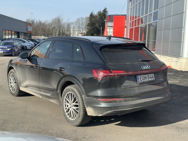 Audi e-tron vaihtoauto