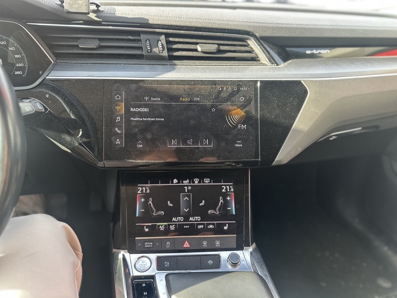 Audi e-tron vaihtoauto