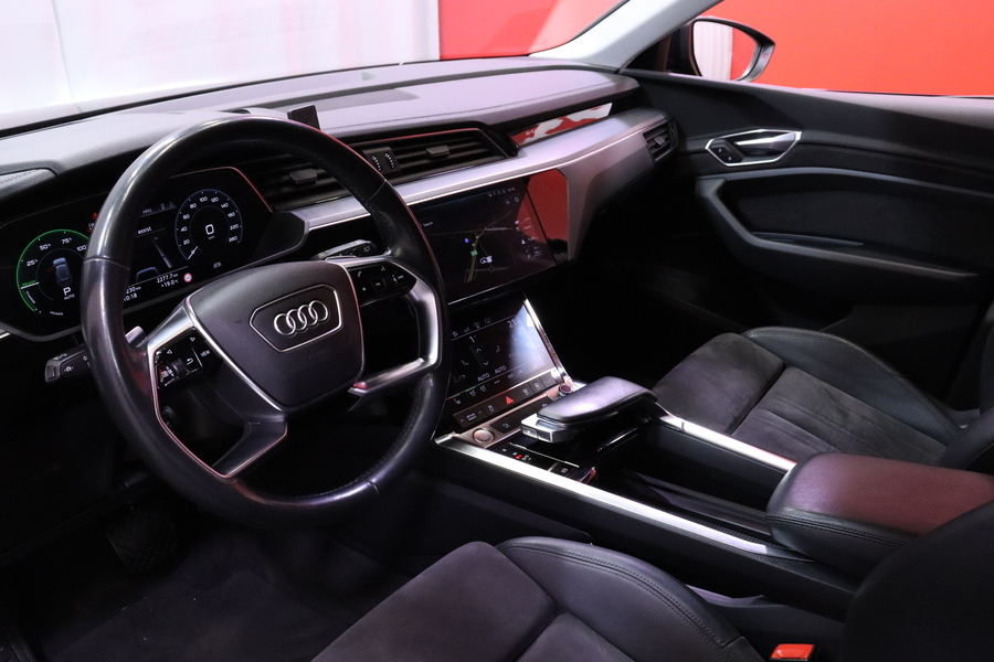 Audi e-tron vaihtoauto