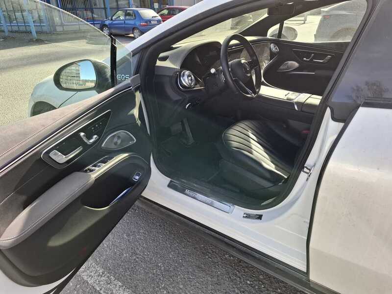 Mercedes-Benz EQS vaihtoauto