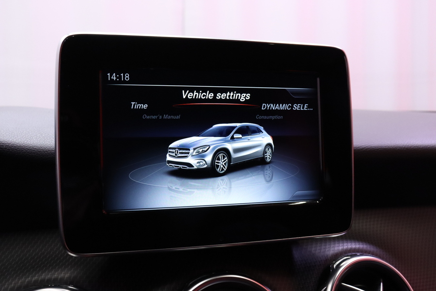 Mercedes-Benz GLA vaihtoauto