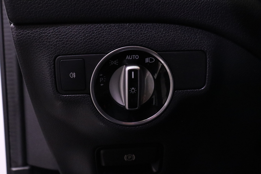 Mercedes-Benz GLA vaihtoauto