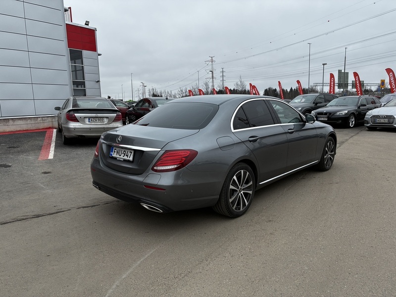 Mercedes-Benz E vaihtoauto