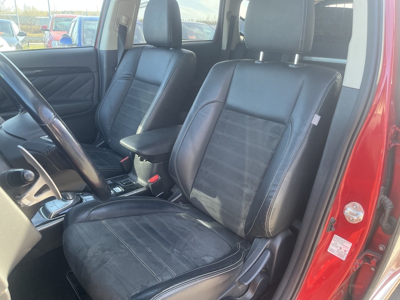 Mitsubishi Outlander PHEV vaihtoauto