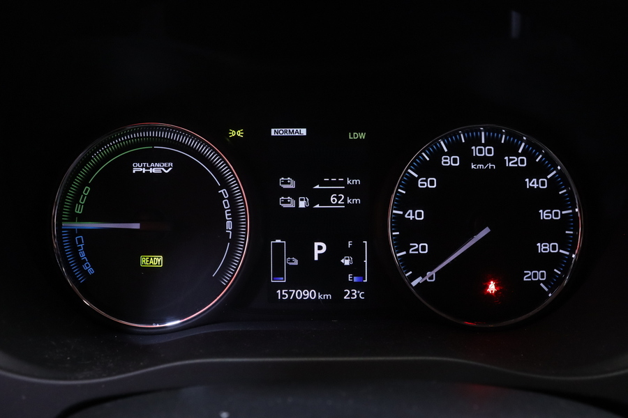 Mitsubishi Outlander vaihtoauto