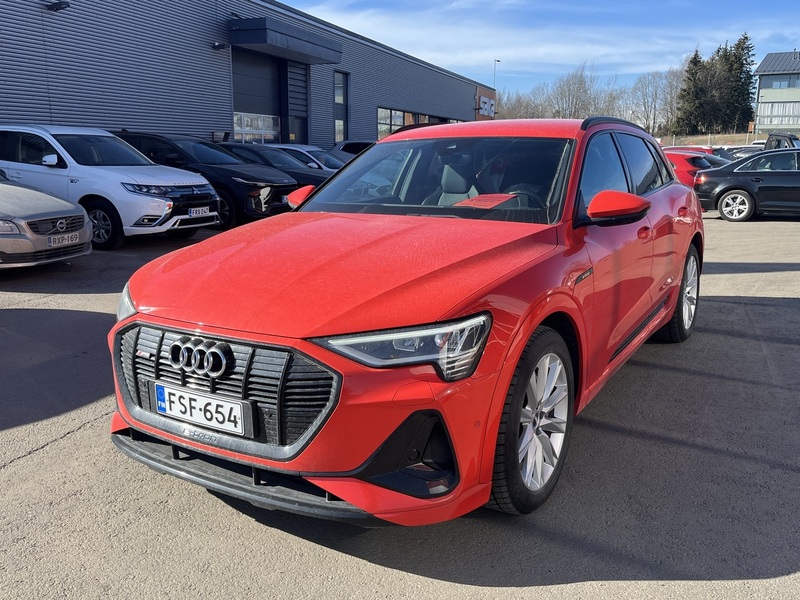 Audi e-tron vaihtoauto