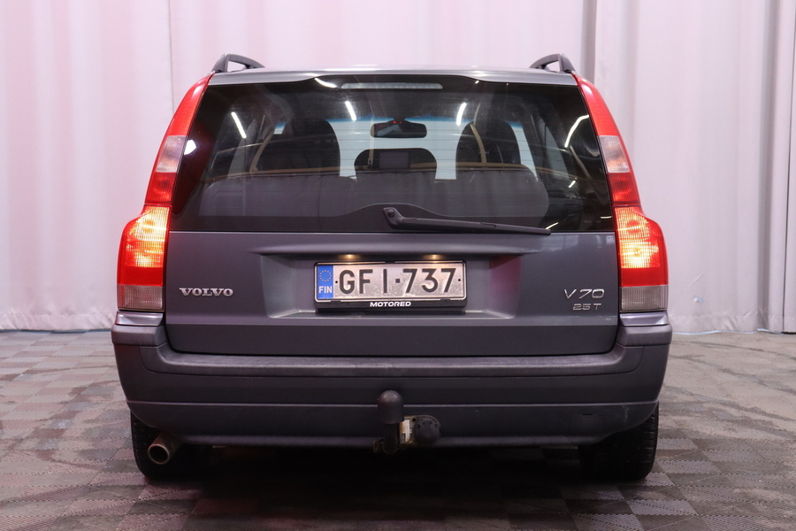 Volvo V70 vaihtoauto