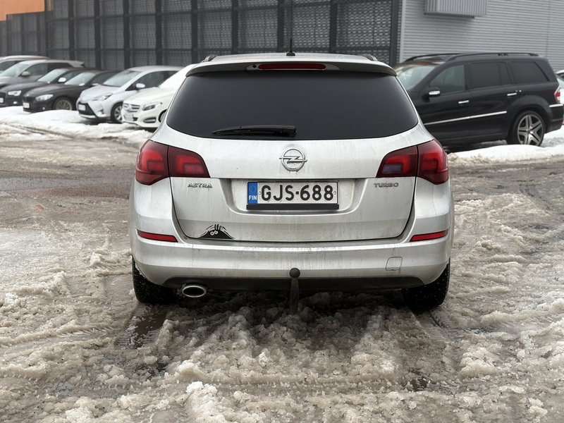 Opel Astra vaihtoauto