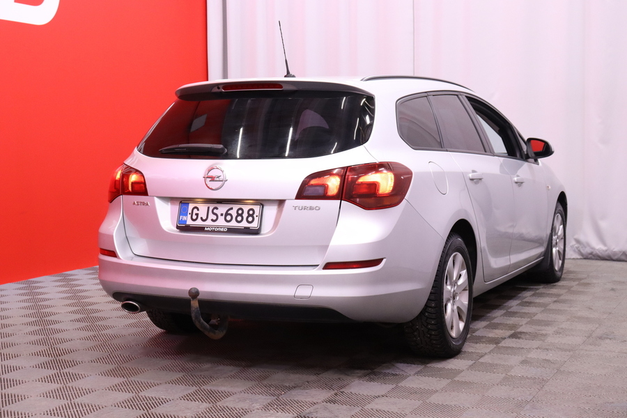 Opel Astra vaihtoauto