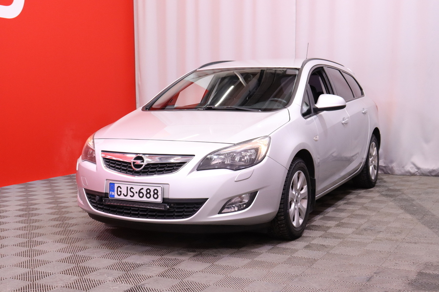 Opel Astra vaihtoauto