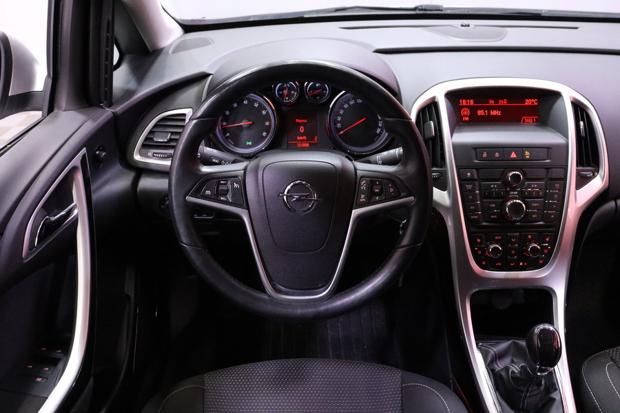 Opel Astra vaihtoauto