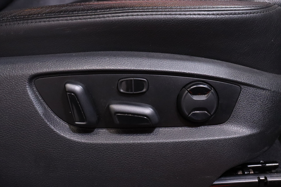 Volkswagen Touareg vaihtoauto