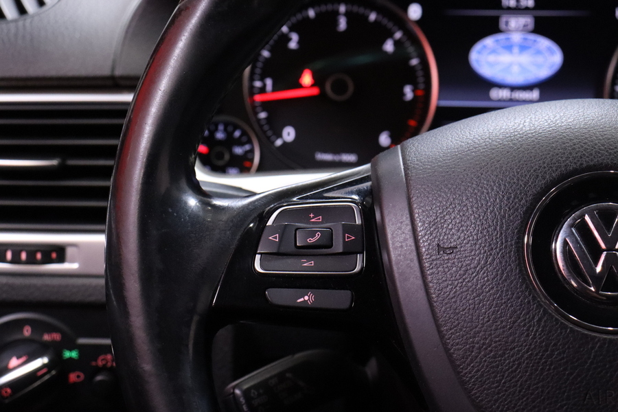 Volkswagen Touareg vaihtoauto