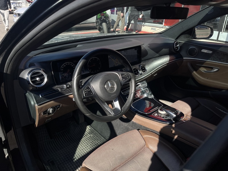 Mercedes-Benz E vaihtoauto