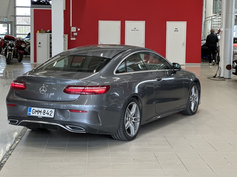 Mercedes-Benz E vaihtoauto