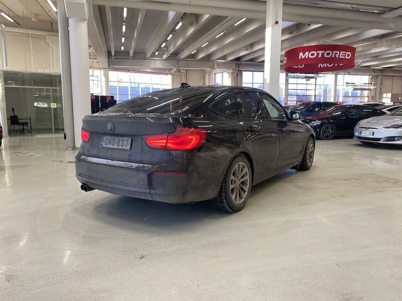 BMW 320 vaihtoauto