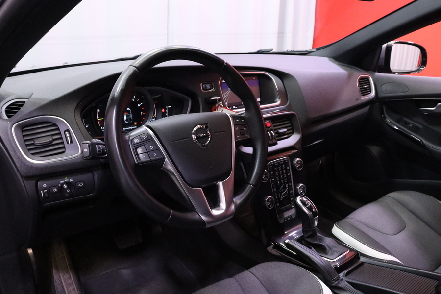 Volvo V40 vaihtoauto