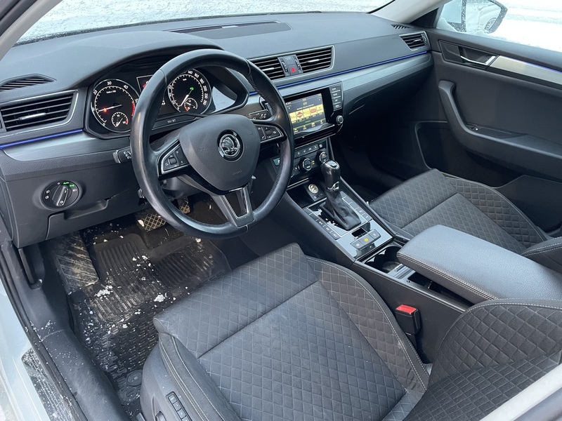 Skoda Superb vaihtoauto