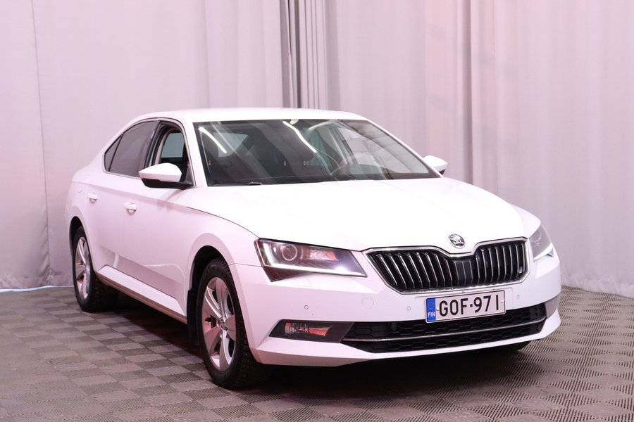 Skoda Superb vaihtoauto