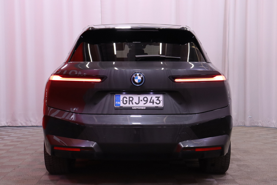BMW iX vaihtoauto