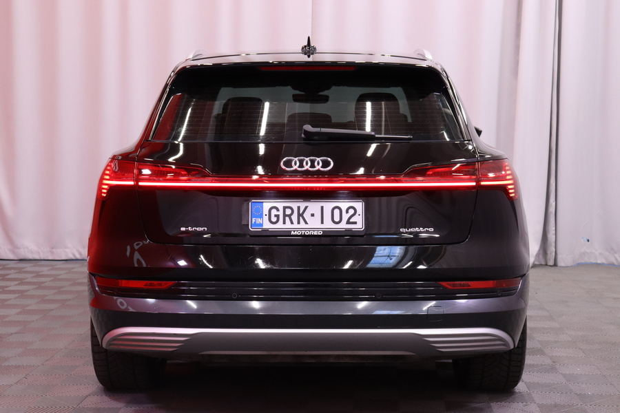 Audi e-tron vaihtoauto