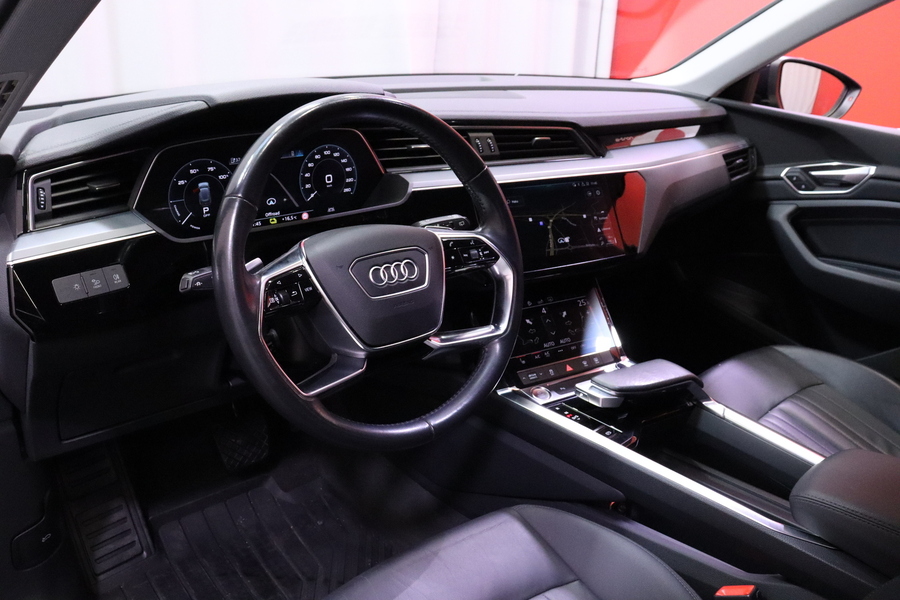 Audi e-tron vaihtoauto