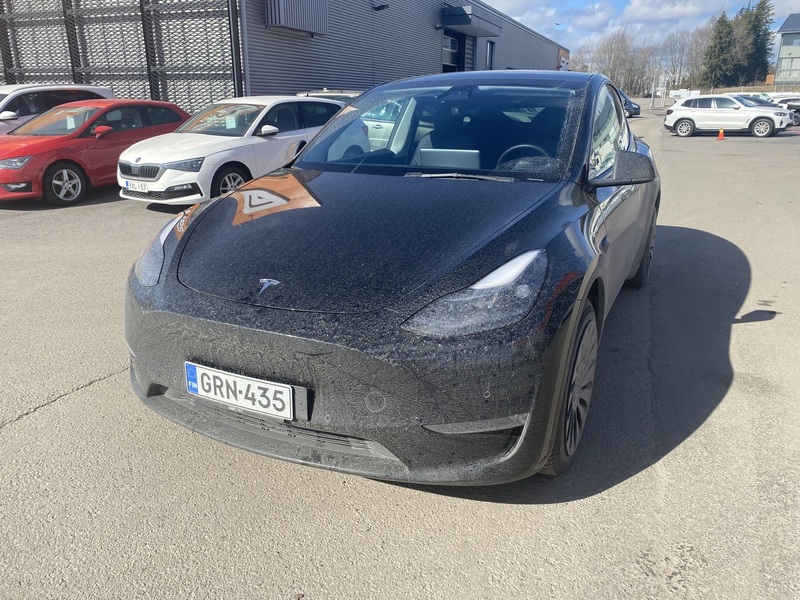Tesla Model Y vaihtoauto