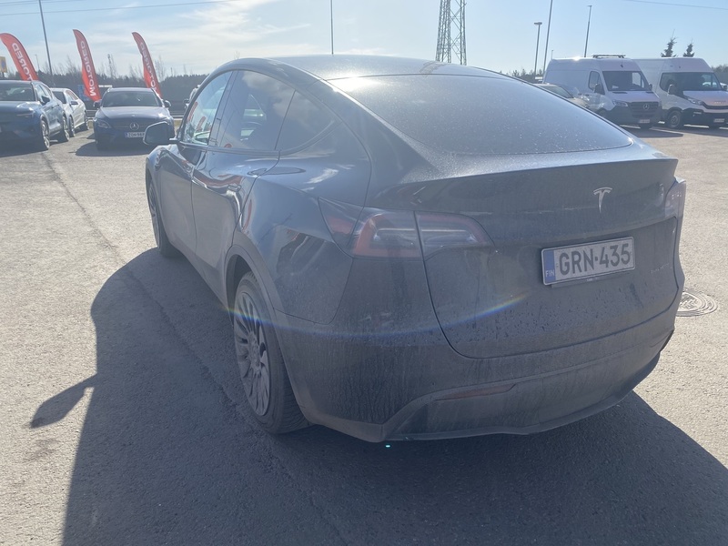 Tesla Model Y vaihtoauto