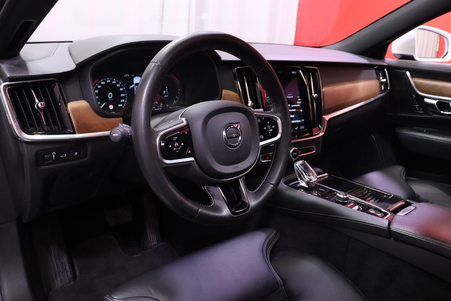 Volvo S90 vaihtoauto