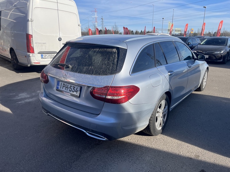 Mercedes-Benz C vaihtoauto