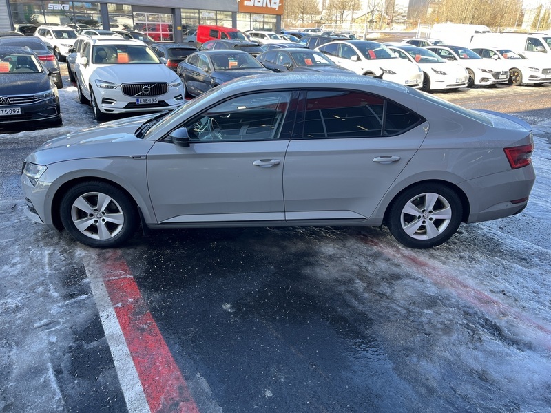 Skoda Superb vaihtoauto