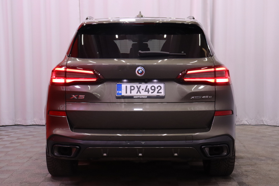 BMW X5 vaihtoauto