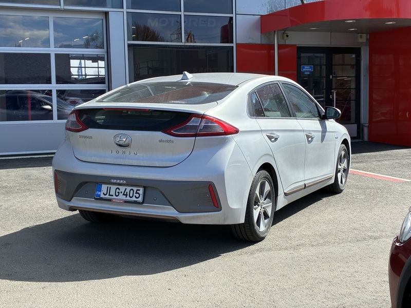 Hyundai IONIQ electric vaihtoauto