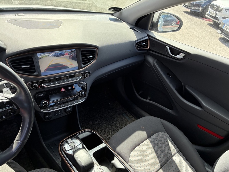 Hyundai IONIQ electric vaihtoauto